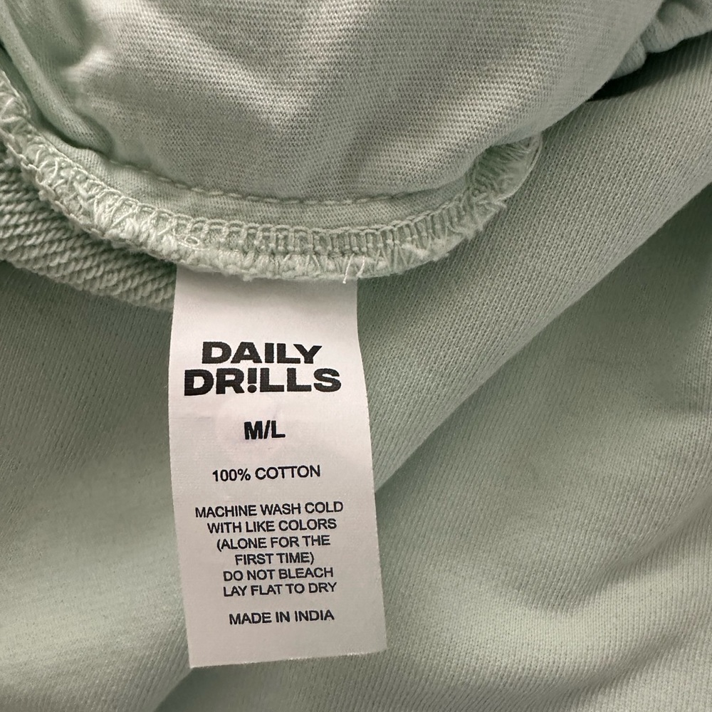 Daily Drills Set - Unisex Oversized Crew and Sweat Shorts - Surf NWOT - Picture 11 of 11